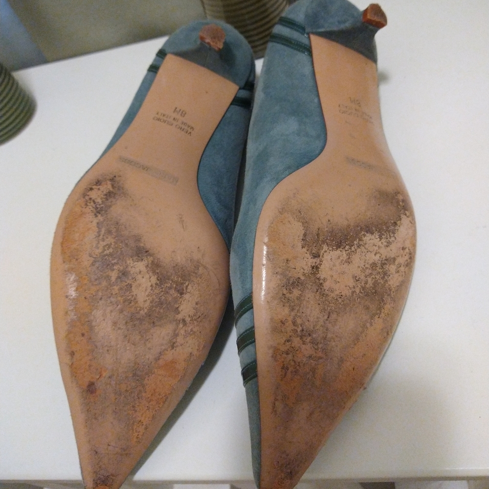 Shoes - Picture 2 of 7